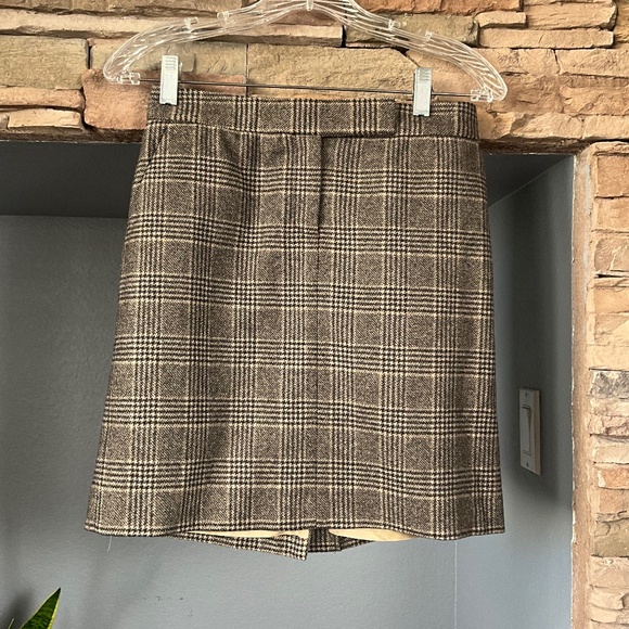 J. Crew Preppy Plaid Wool Cashmere Mini Skirt Minimalist Fall Chic Brown Tan 0P - Picture 1 of 8